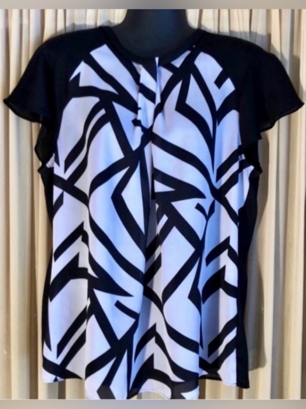 Liz Claiborne Size Large Abstract Blouse(NWT)